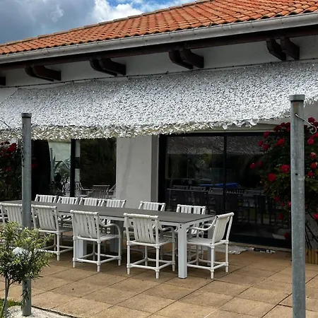 Maison Atypique Familiale Etaules (Charente-Maritime)