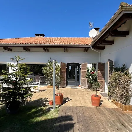 Maison Atypique Familiale Villa *